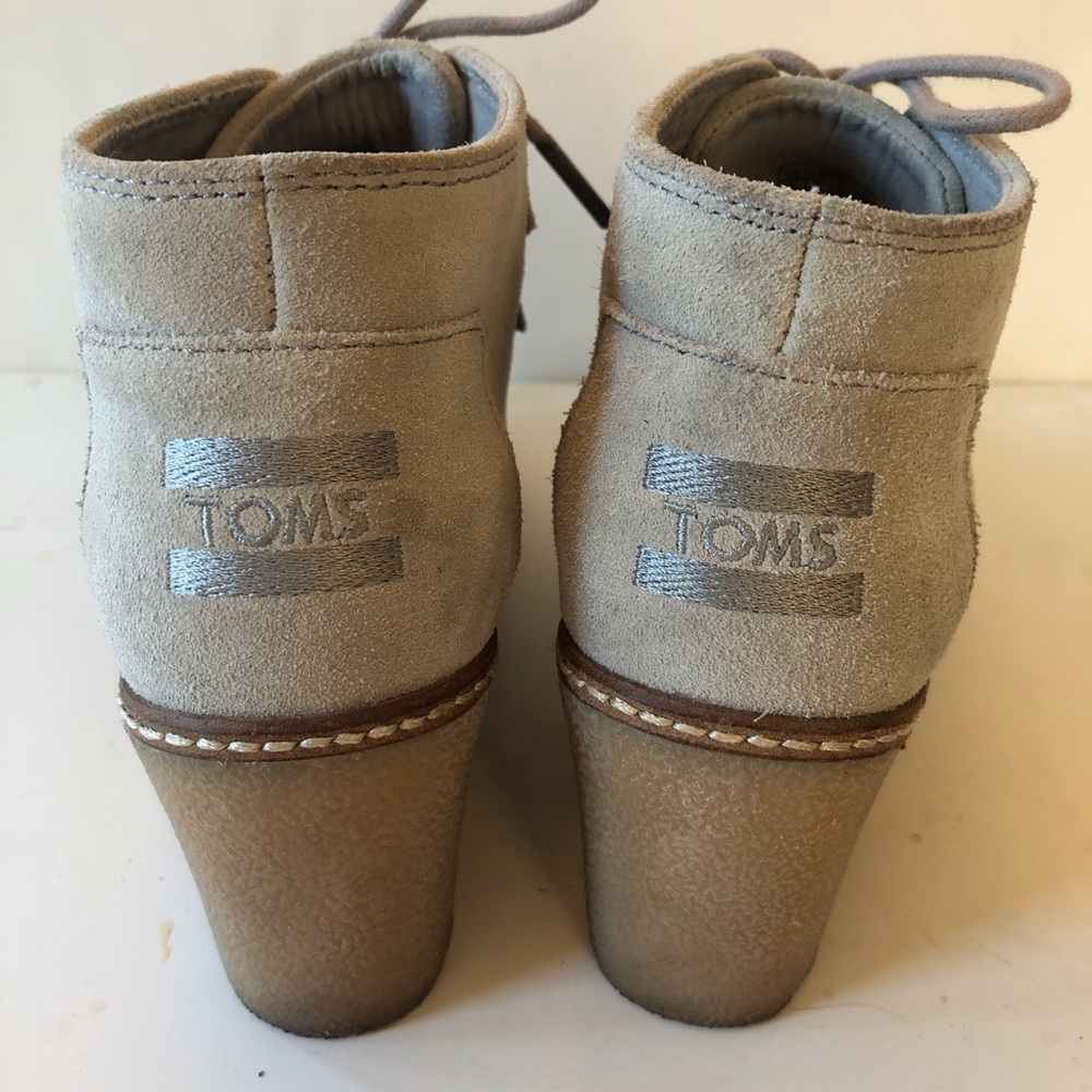 TOMS Gray Suede Size 5 Women’s Wedge Heel Bootie-Send your offer! 🍁 - Picture 7 of 14